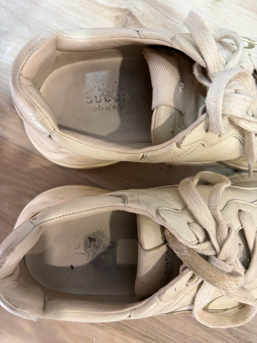 Gucci Cream Leather Low-Top Sneakers